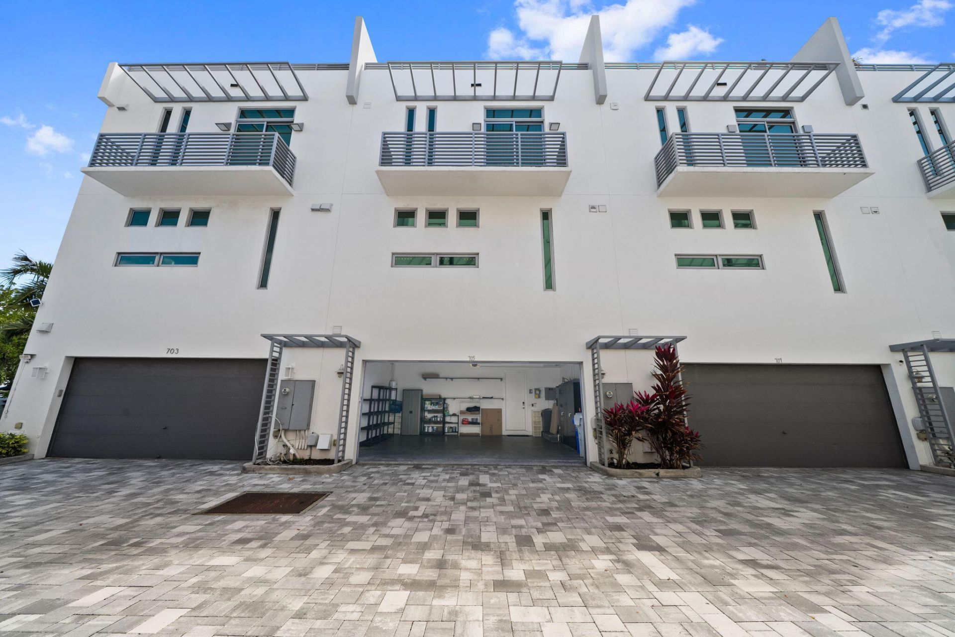 705 Briny Avenue, Pompano Beach, FL 33062 Photo