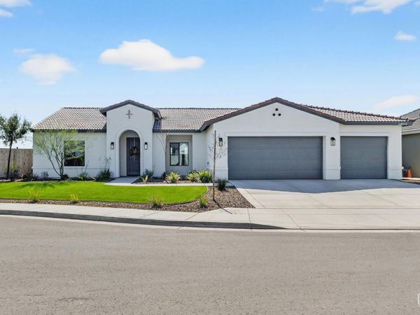 16513 chloe Court, Bakersfield, CA 93314