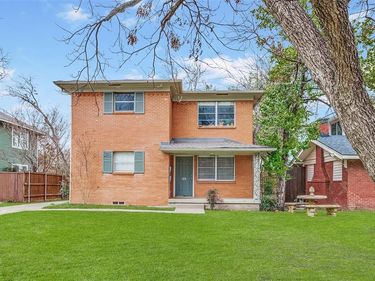 1315 Kings Highway, Dallas, TX 75208