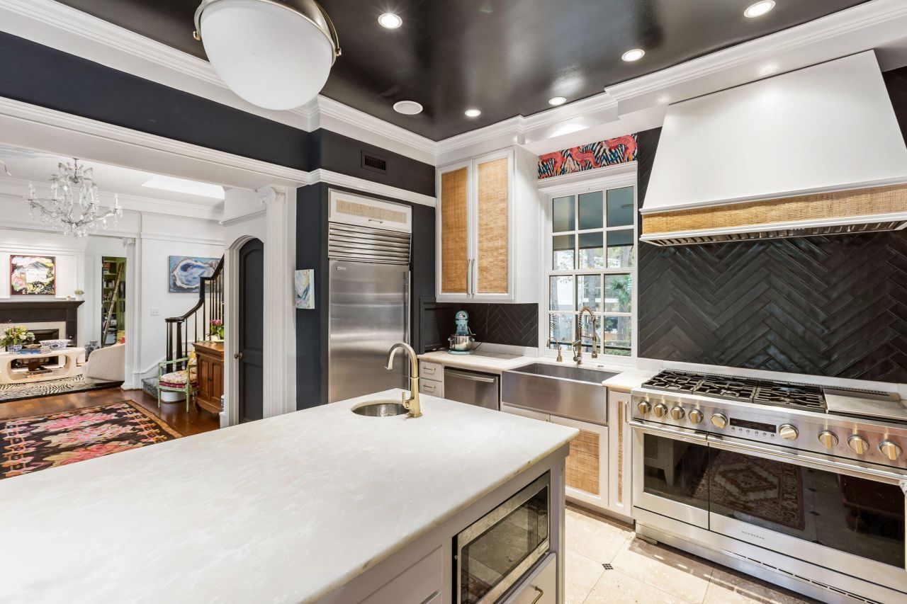 1648 John Fenwick Lane Photo 10