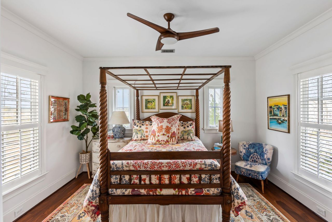 1648 John Fenwick Lane Photo 20