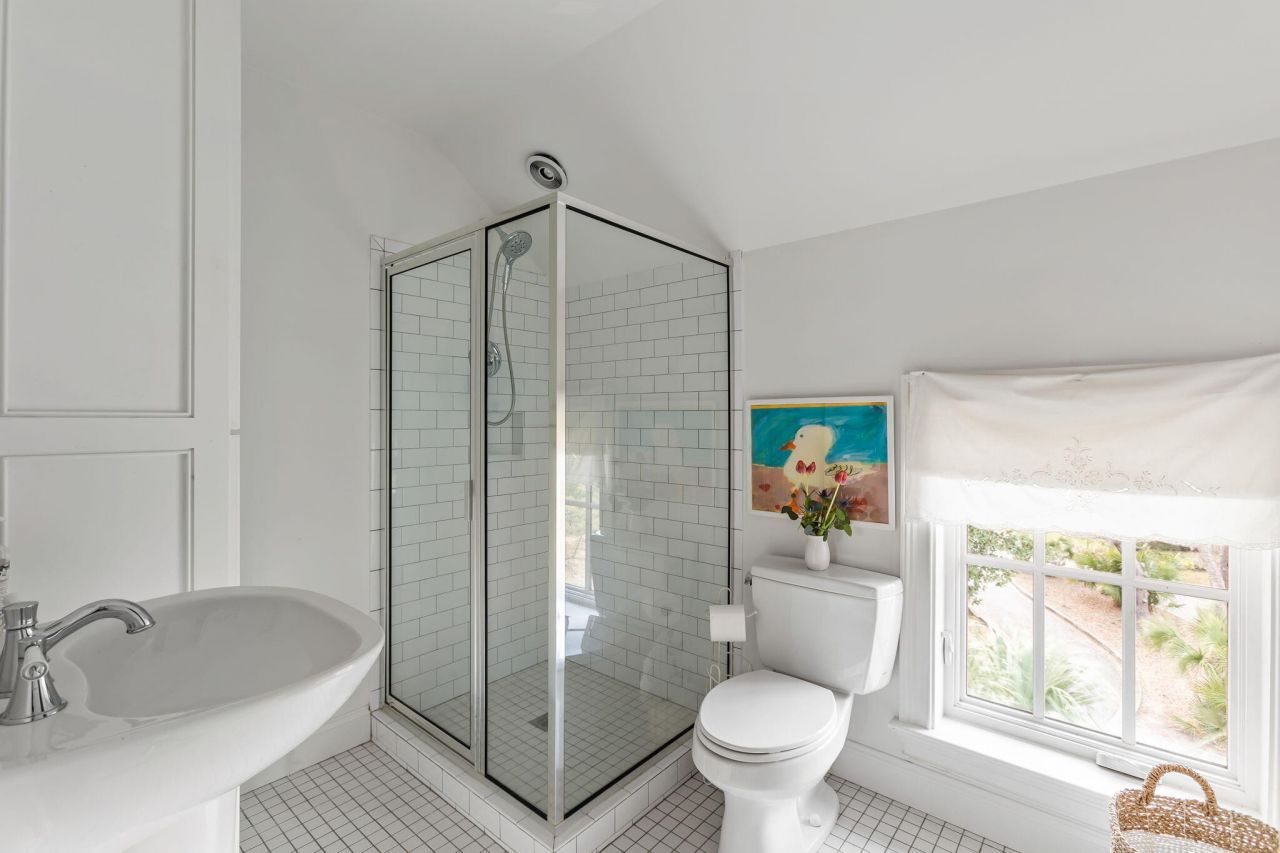 1648 John Fenwick Lane Photo 26