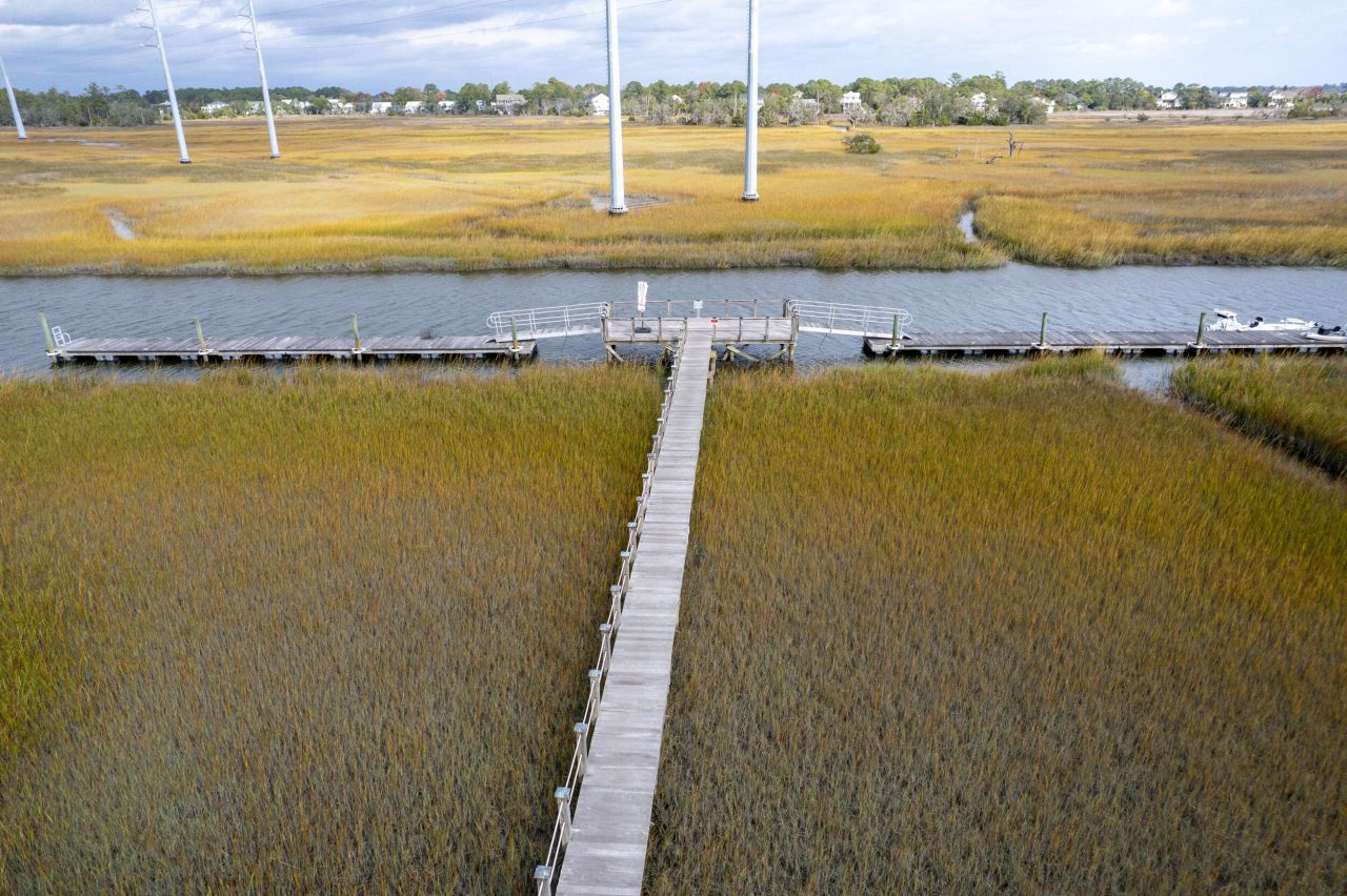 1648 John Fenwick Lane Photo 57