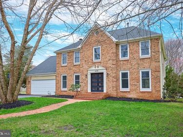 6218 HOMESPUN LANE, FALLS CHURCH, VA 22044