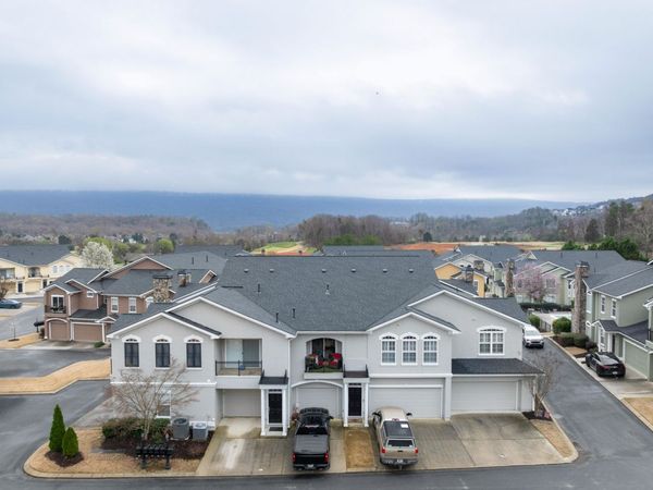 412 Renaissance Court, Chattanooga, TN 37419