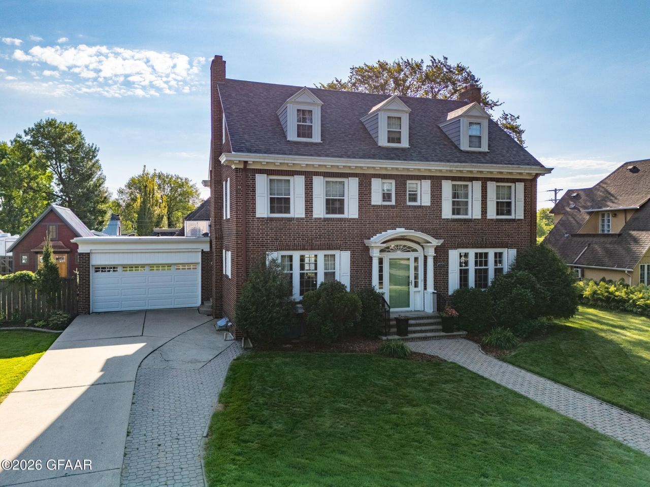 1125 REEVES Drive  primary photo