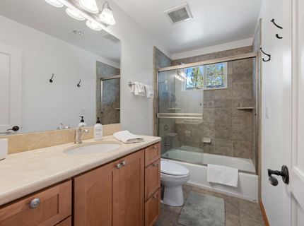 2367 Wasabe Dr, South Lake Tahoe, CA 96150 Photo