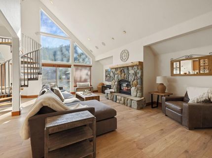 2367 Wasabe Dr, South Lake Tahoe, CA 96150 Photo