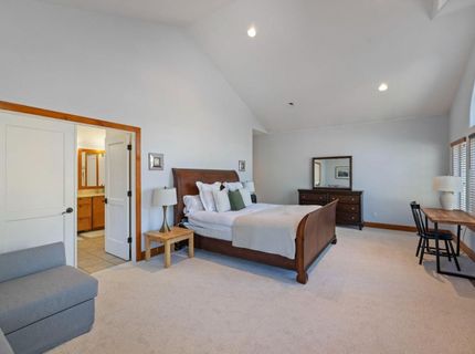 2367 Wasabe Dr, South Lake Tahoe, CA 96150 Photo