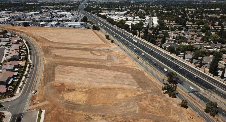 Lotz Pkwy, Elk Grove, CA 95757 Photo