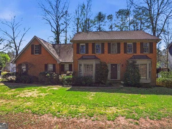 315 Spindletree Trace, Roswell, GA 30076