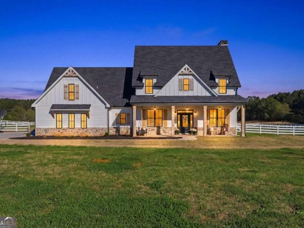 28 Ravenfield Road, Taylorsville, GA 30178