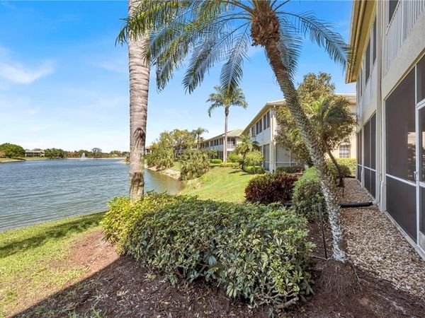 600 Vintage Reserve LN, Unit 22B, NAPLES, FL 34119