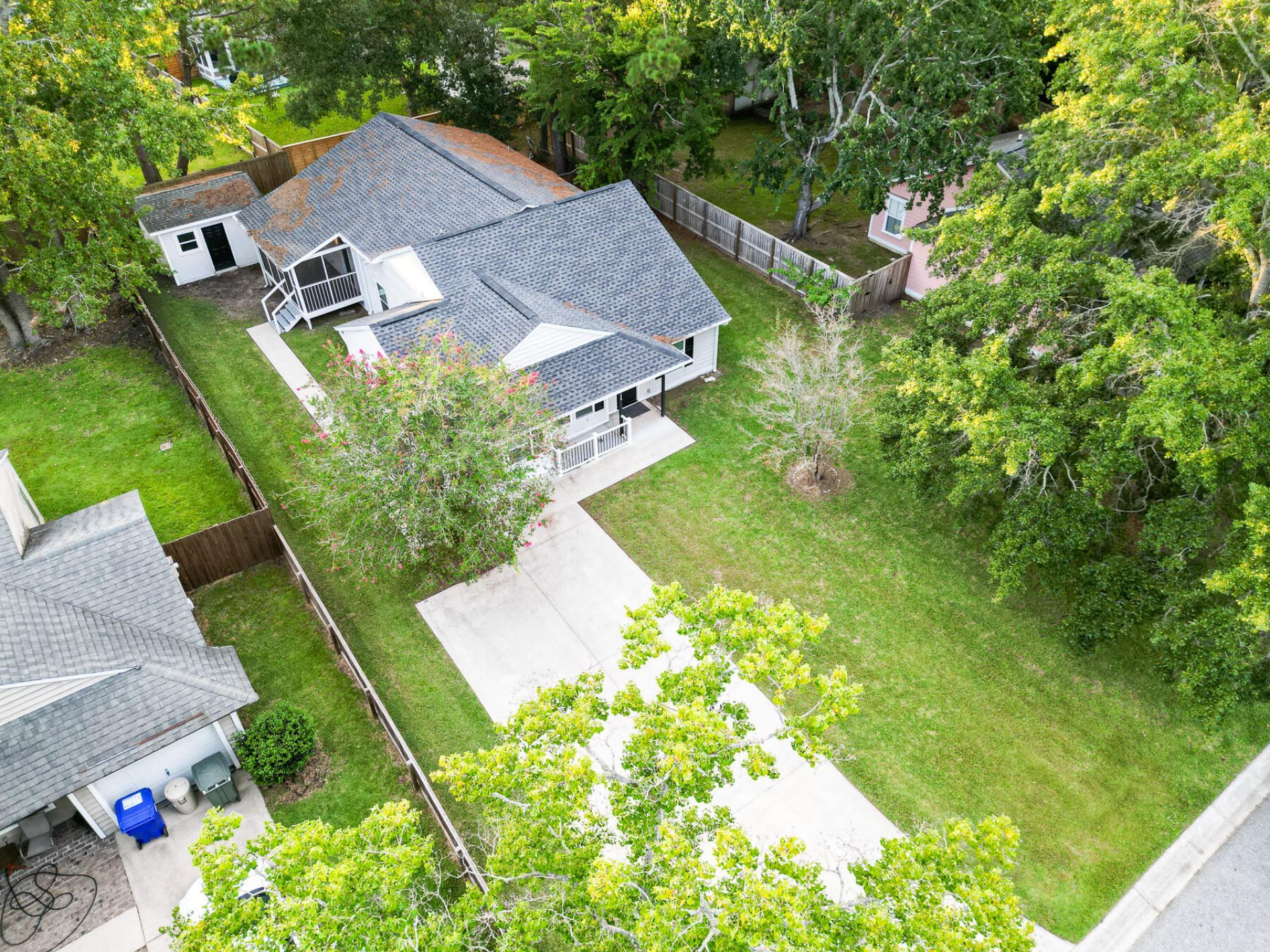 1135 Bellwood Road Photo 7