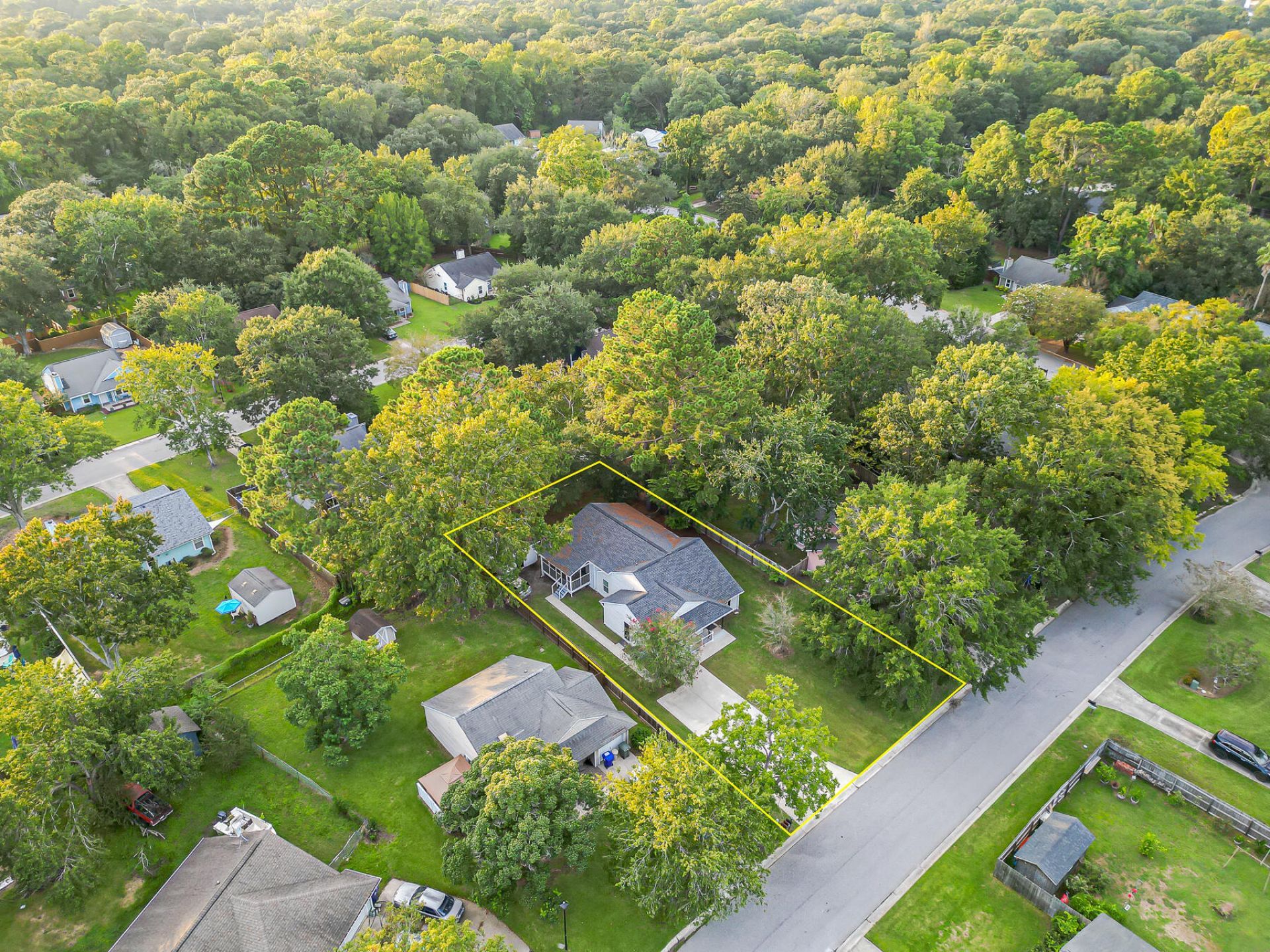 1135 Bellwood Road Photo 8