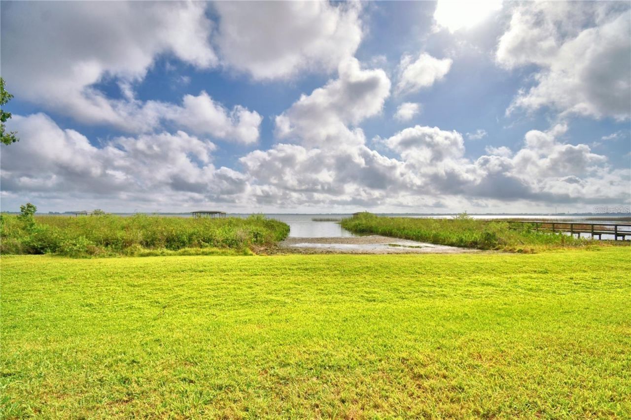 329 Hamilton Shores Drive Ne, Winter Haven, FL 33881 Photo