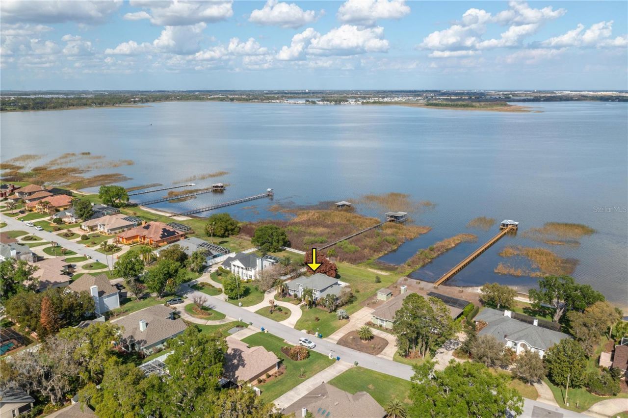 329 Hamilton Shores Drive Ne, Winter Haven, FL 33881 Photo