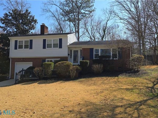 8 Bonnie Lane, Newport News, VA 23606