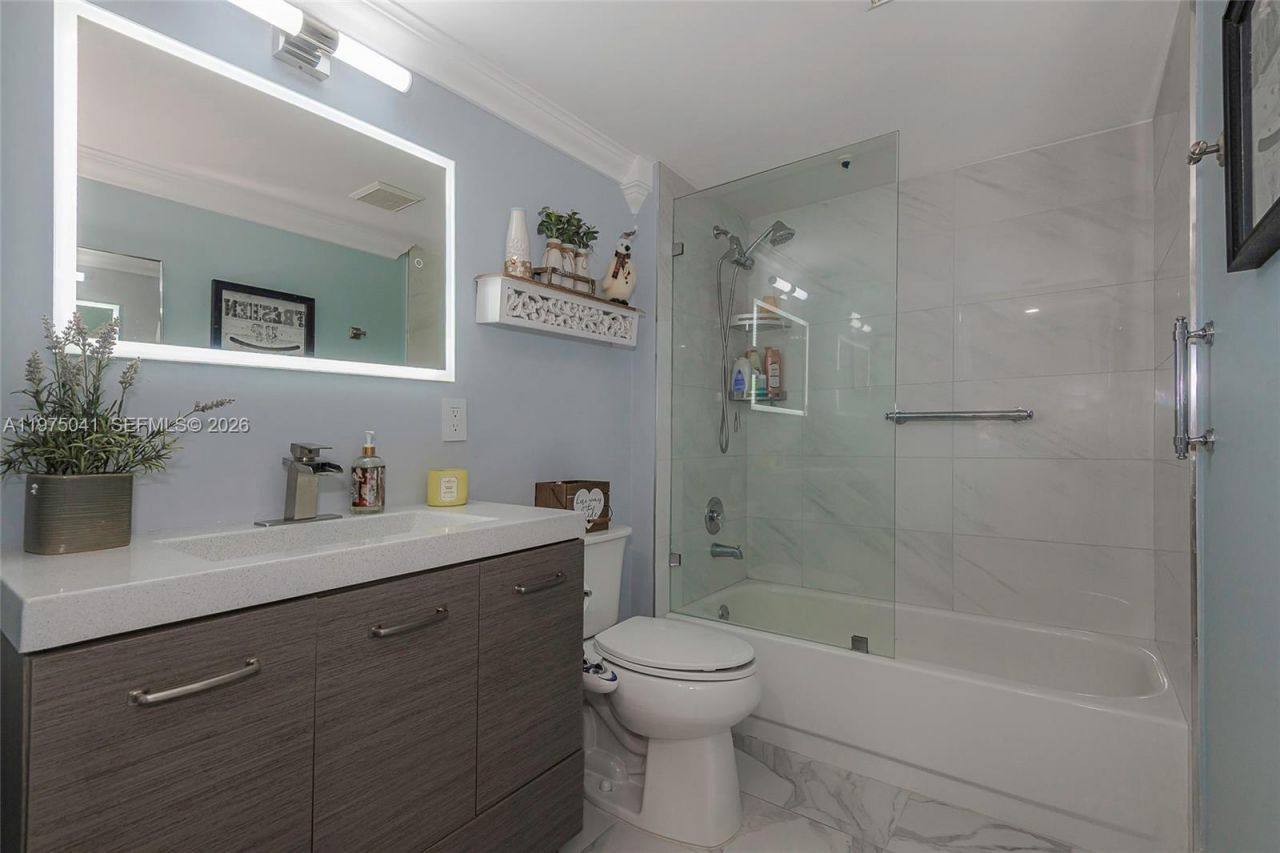 13705 SW 12th St, Unit 104B, Pembroke Pines, FL 33027 Photo