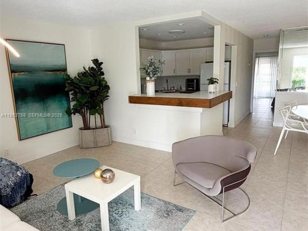 2305 Lowson Blvd , Unit B, Delray Beach, FL 33445