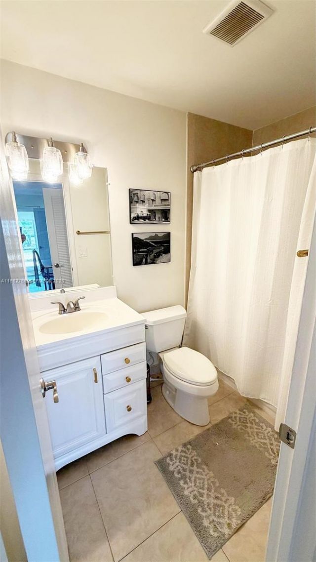 2305 Lowson Blvd , Unit B, Delray Beach, FL 33445 Photo