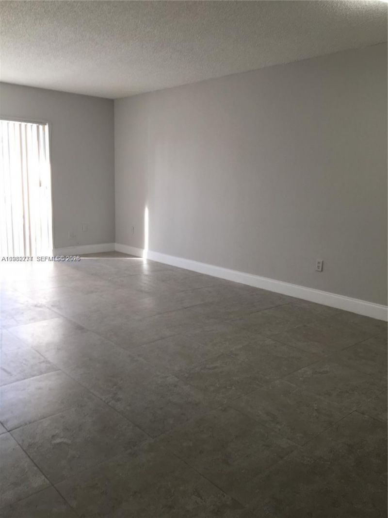 7765 SW 86th St , Unit F2-208, Miami, FL 33143 Photo