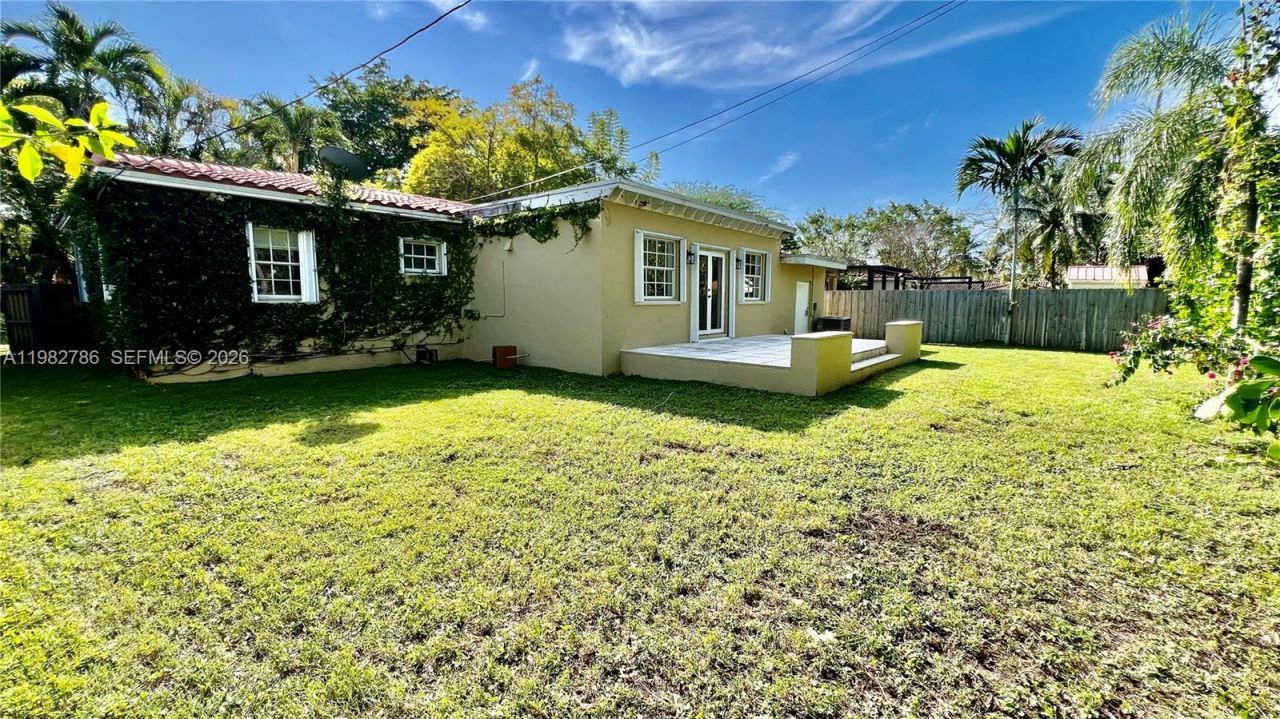 5785 SW 54th Ter , Unit 5785, Miami, FL 33155 Photo