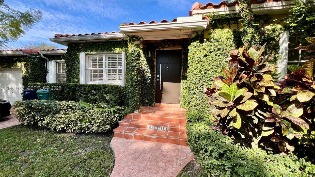 5785 SW 54th Ter , Unit 5785, Miami, FL 33155 Photo