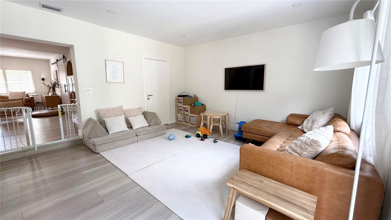 5785 SW 54th Ter , Unit 5785, Miami, FL 33155 Photo