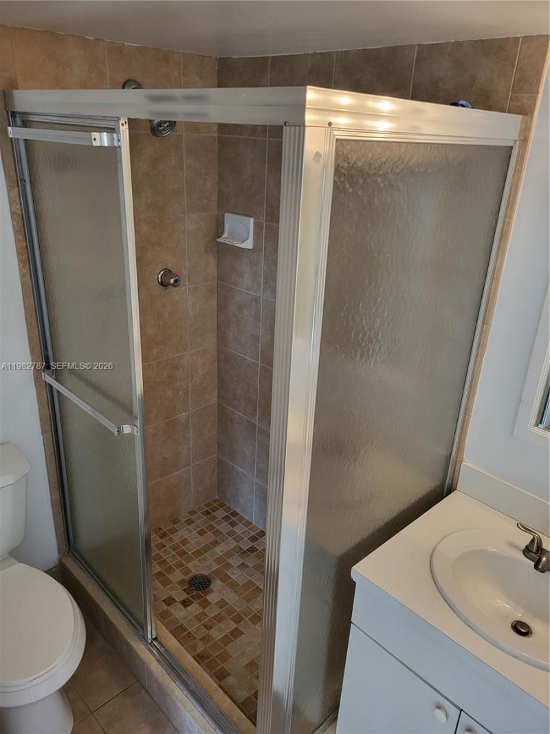 1020 94th St, Unit 503, Bay Harbor Islands, FL 33154 Photo