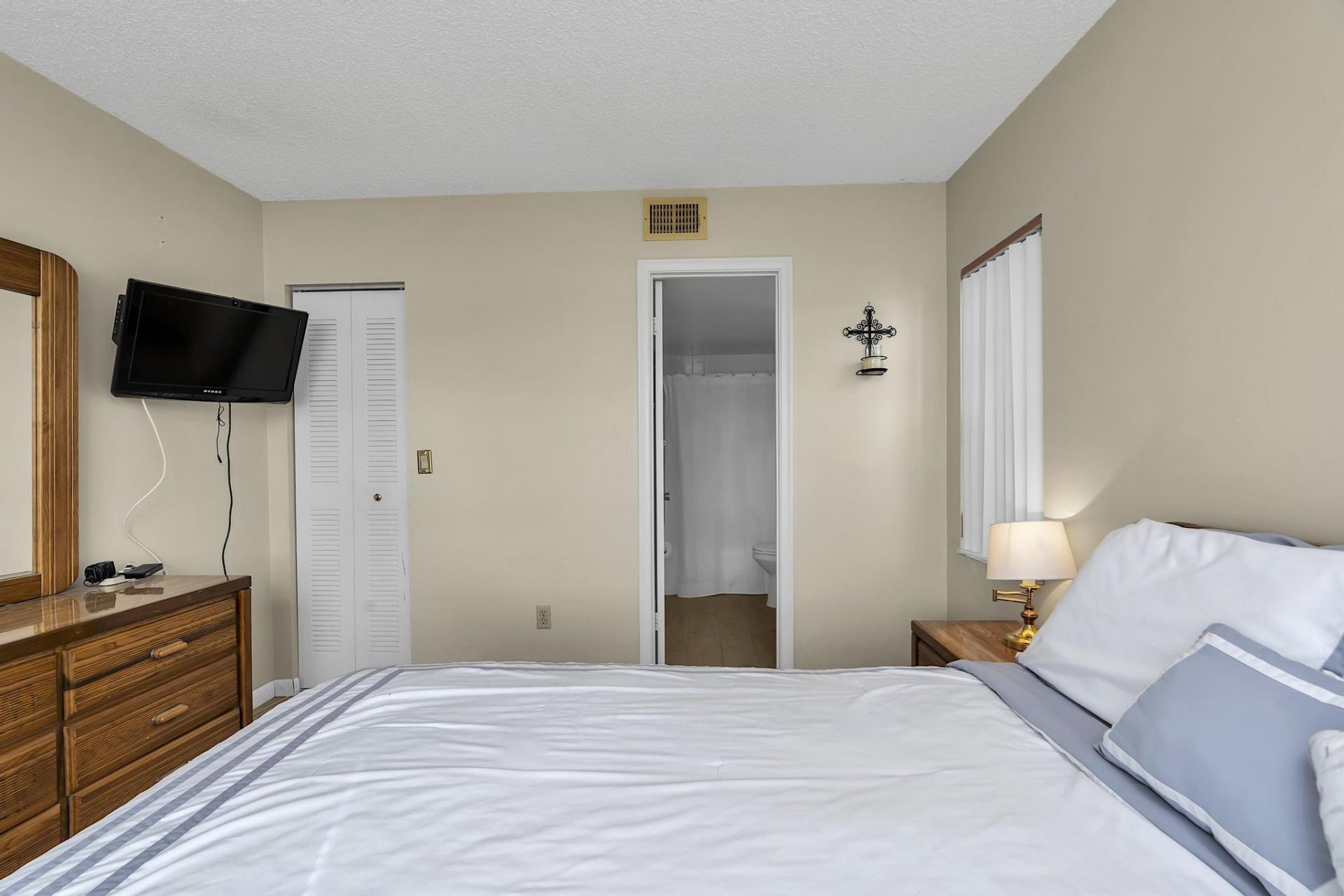 6715 W 26th Drive, Unit 101-6, Hialeah, FL 33016 Photo