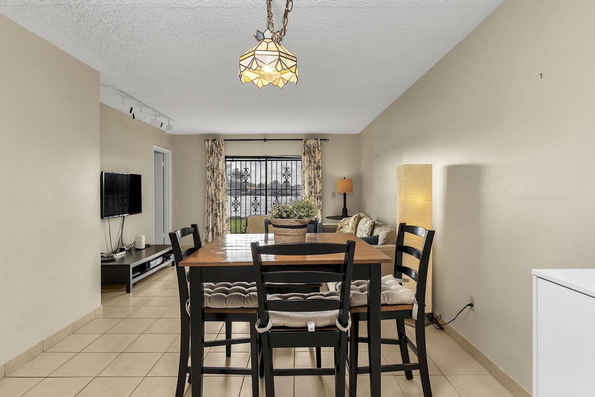 6715 W 26th Drive, Unit 101-6, Hialeah, FL 33016 Photo