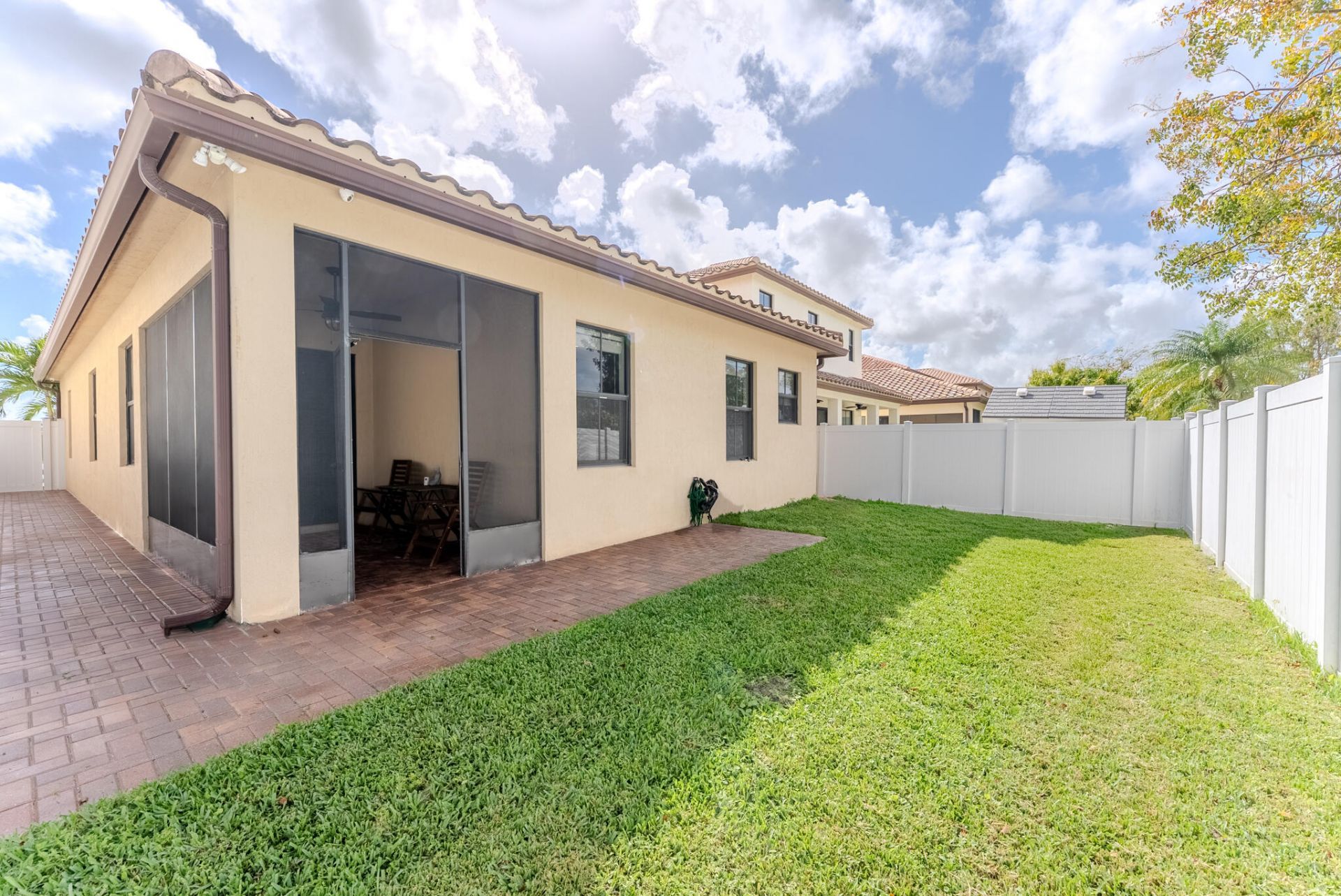 5115 NW 51st Terrace, Tamarac, FL 33319 Photo