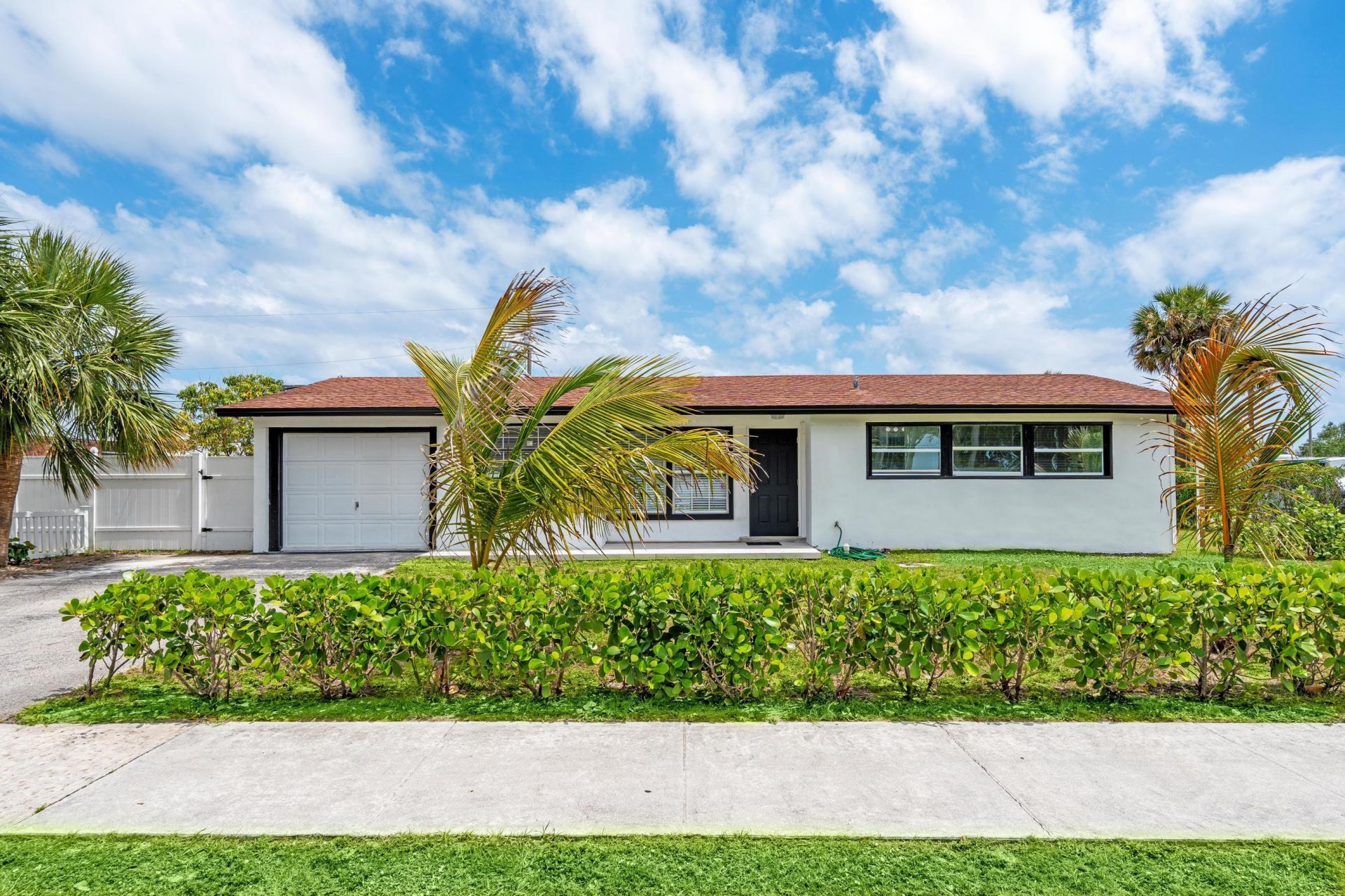 3700 N Australian Avenue, West Palm Beach, FL 33407 Photo