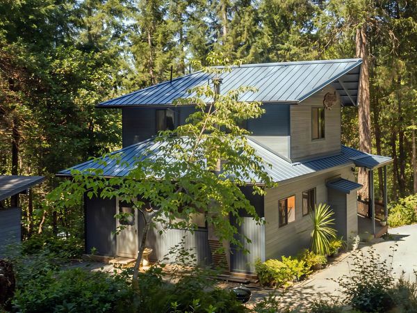 4901 Thompson Creek Road, Selma, OR 97538