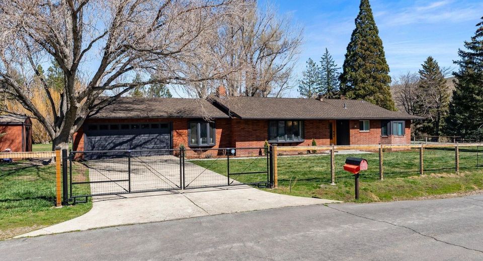 159 Wagon Circle, Reno, NV 89521 Photo