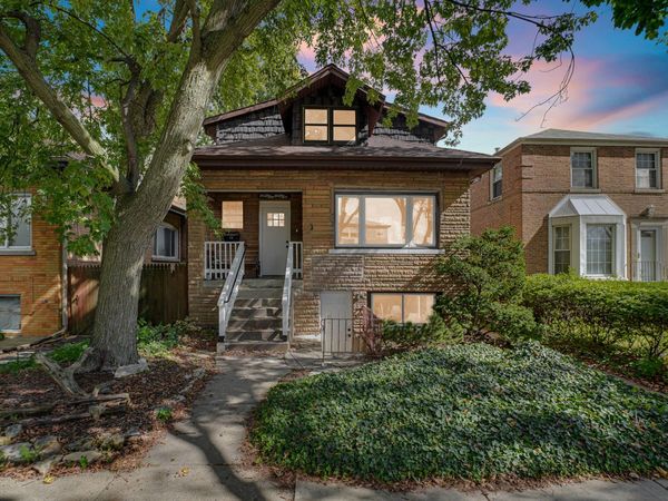 2541 N 76th Avenue , Elmwood Park, IL 60707