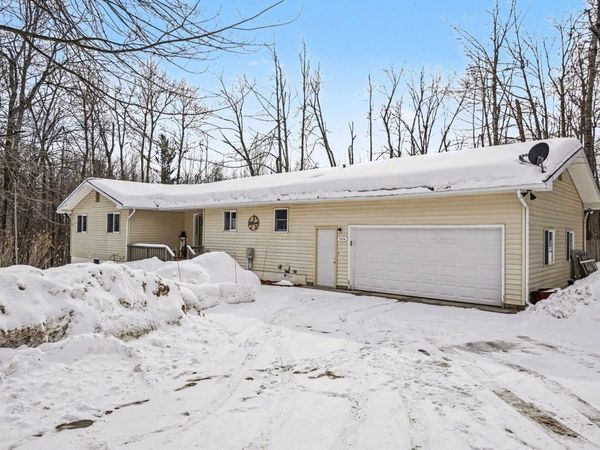 7374 N Straits Highway, Cheboygan, MI 49721