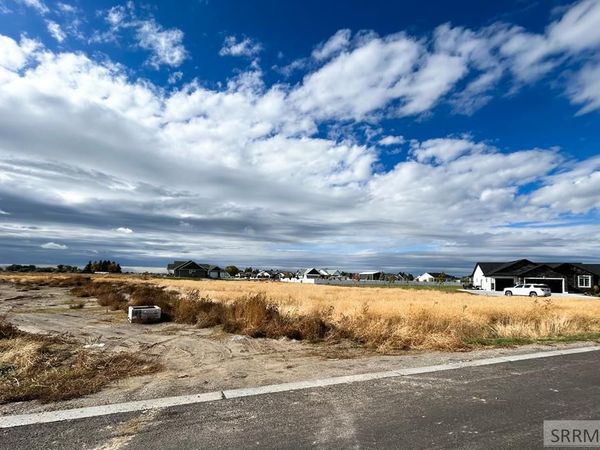 831 E 1580 N, SHELLEY, ID 83274