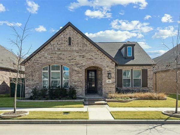 4831 Cypress Thorn Drive, Arlington, TX 76005