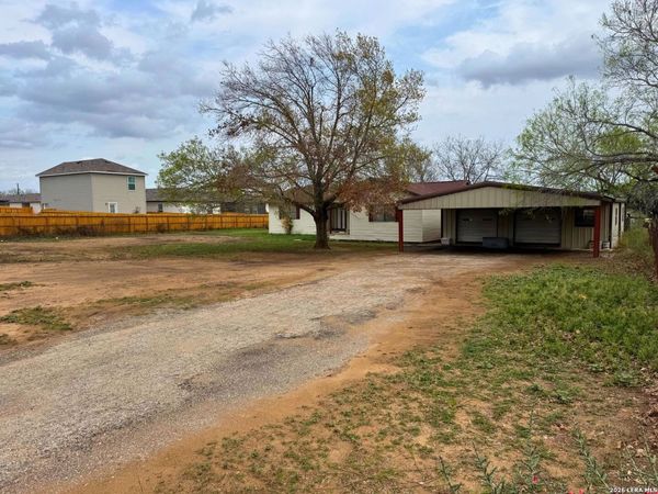 14852 Fm 1937, San Antonio, TX 78221