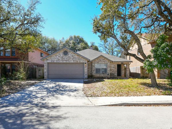 7267 Autumn, San Antonio, TX 78249