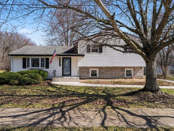 1904 Sherman Street, Schererville, IN 46375