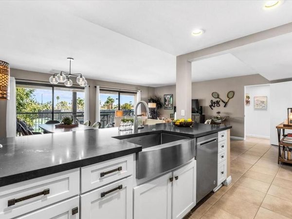 45720 Club Circle Drive, Unit 285, Palm Desert, CA 92260