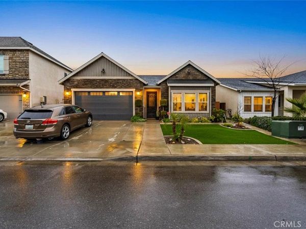 1553 N State, Fresno, CA 93722