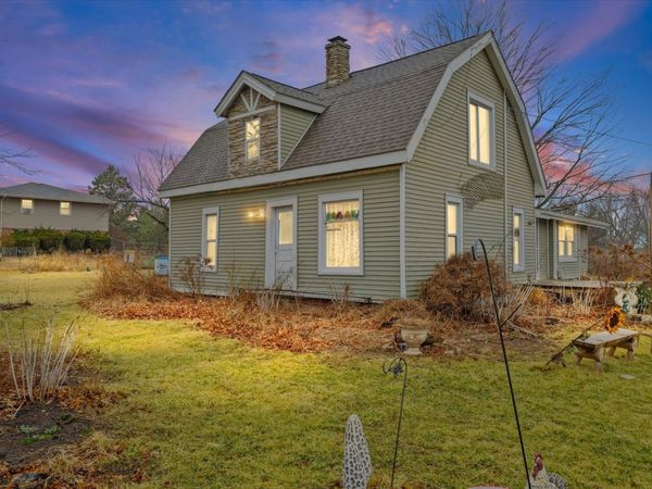 2210 Fogel Road , Mahomet, IL 61853