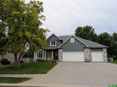 14021 Camden Avenue , Omaha, NE 68164