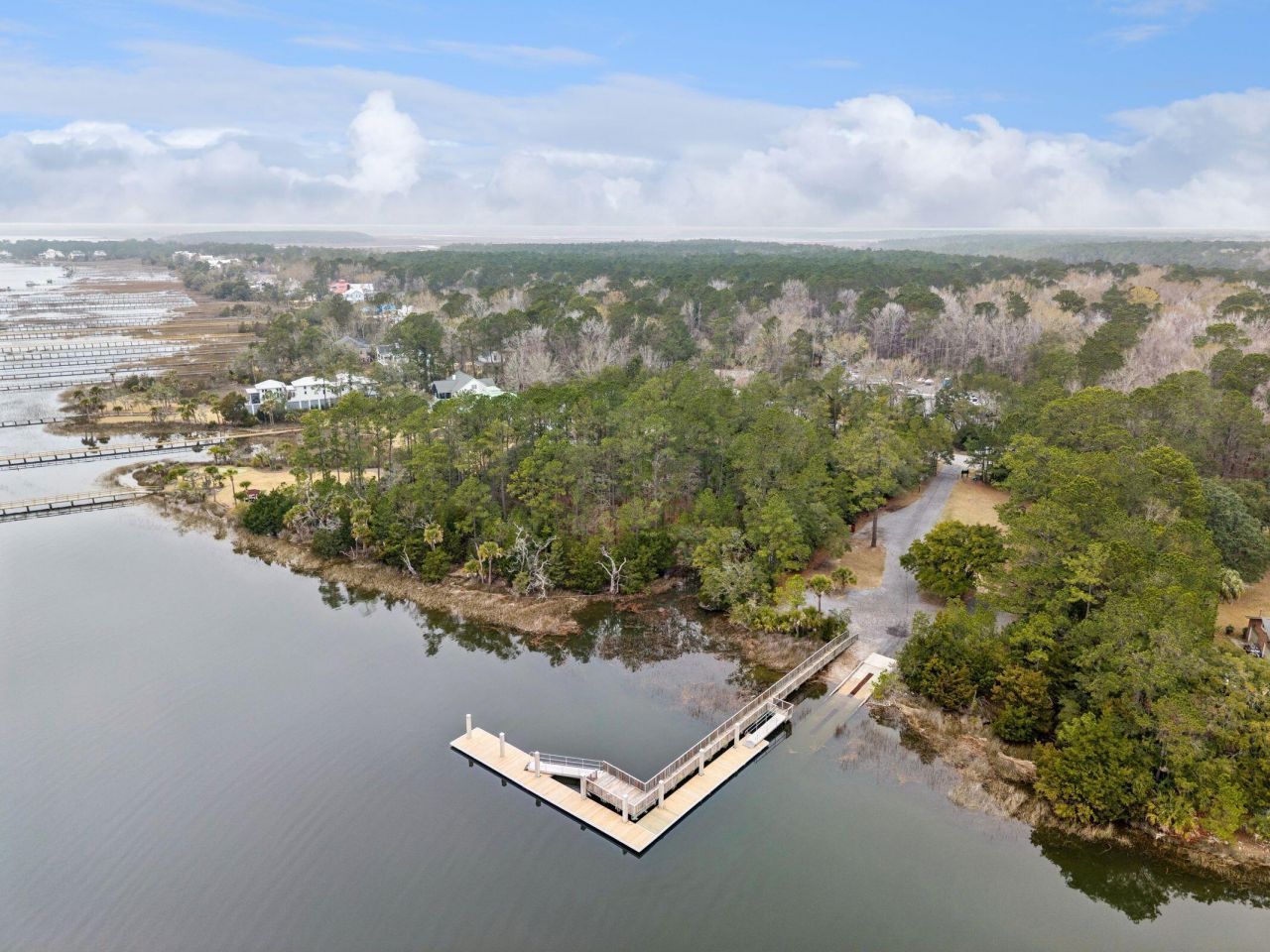 1382, 1384 Eden Road Photo 7