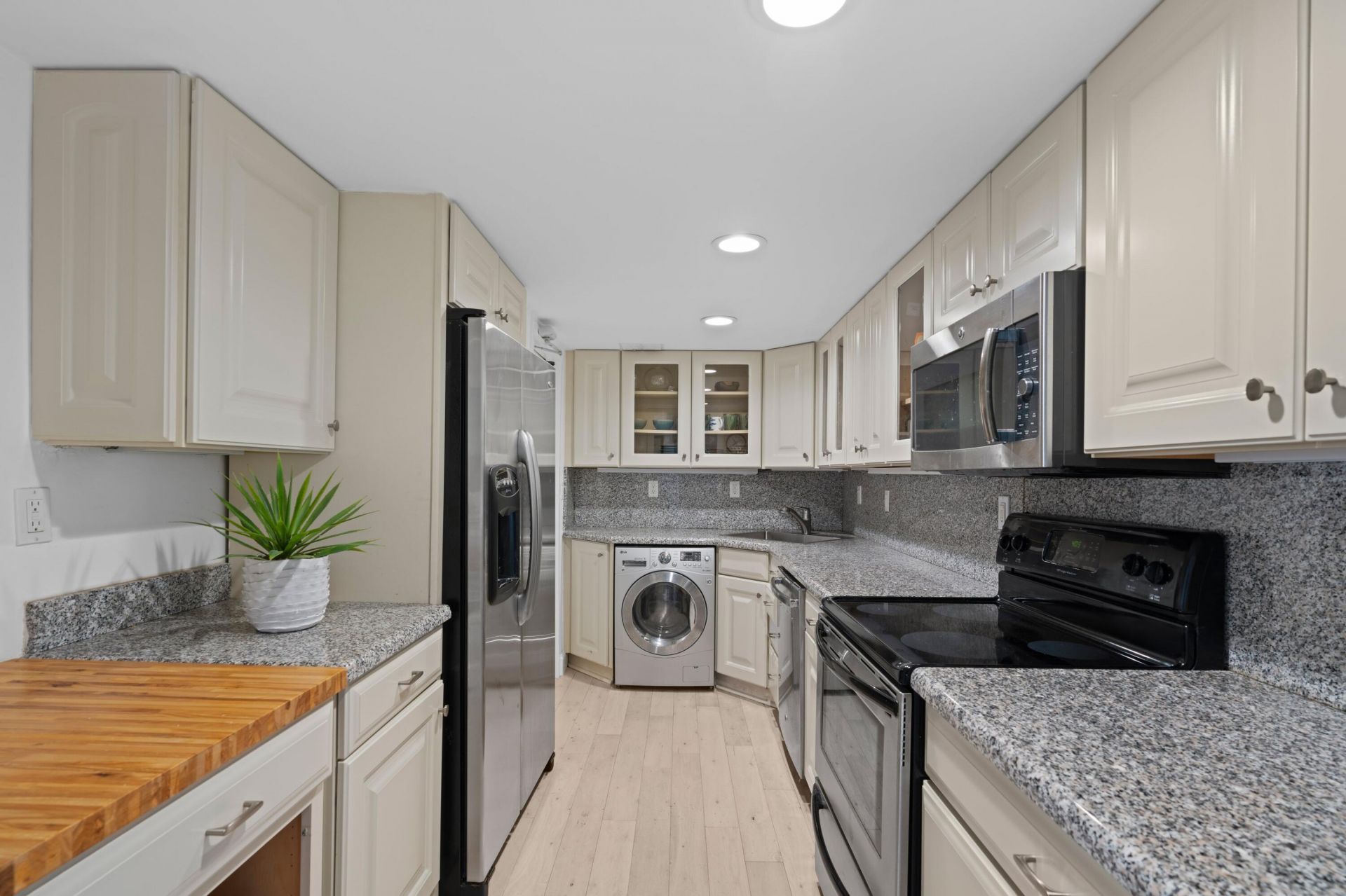 223 Atlantic Avenue, Unit 4e, Palm Beach, FL 33480 Photo