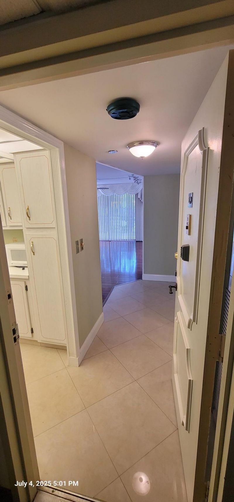 1300 Saint Charles Place, Unit L19, Pembroke Pines, FL 33026 Photo